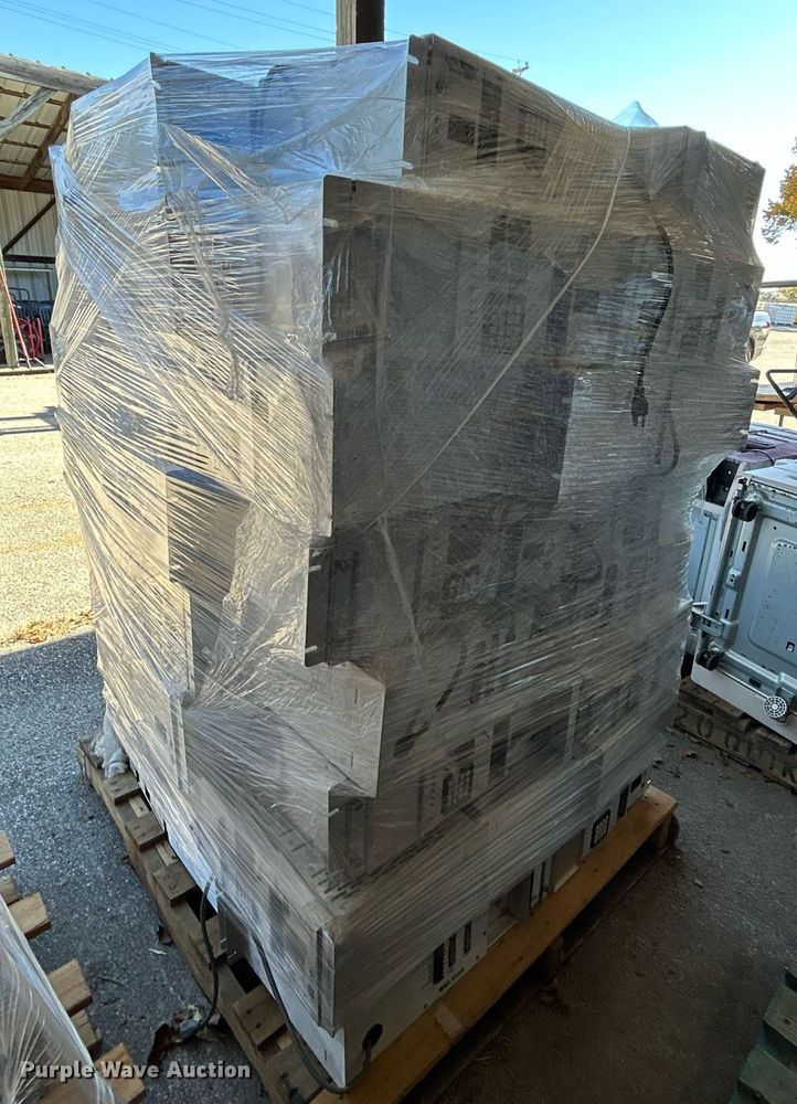 image for item OM9066 Approximately (50) 170 controllers