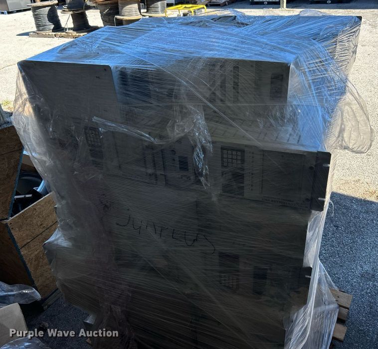 image for item OM9067 Approximately (40) 170 controllers