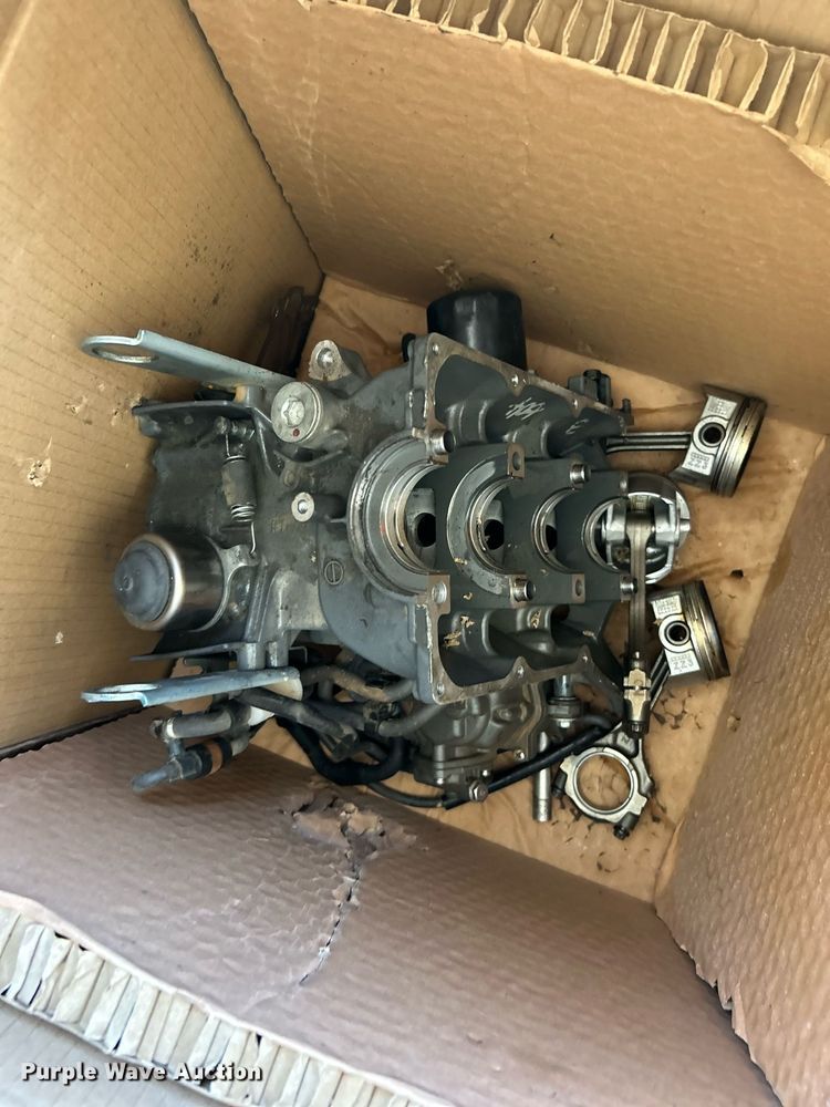 image for item OM9068 2015 Honda  outboard engine