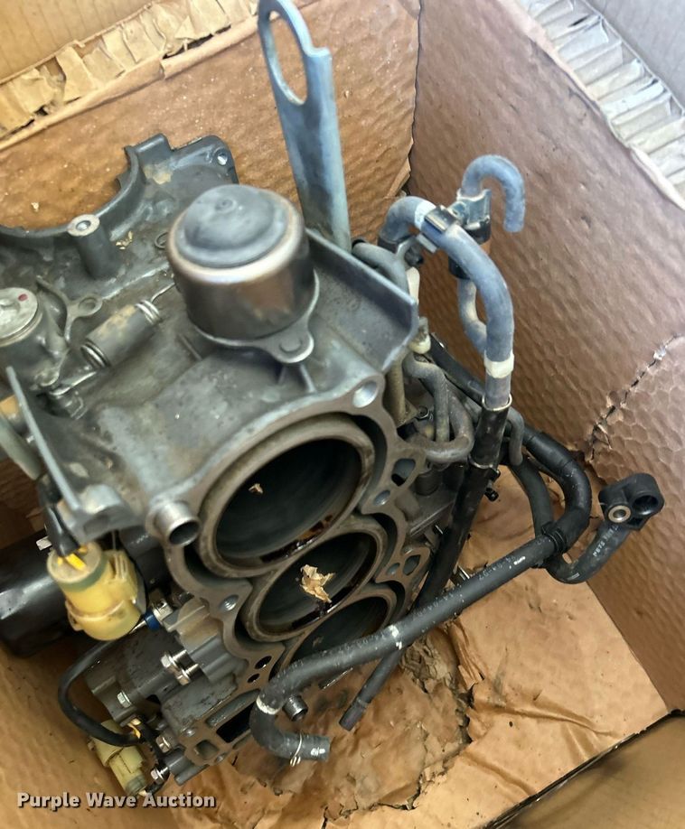 image for item OM9068 2015 Honda  outboard engine