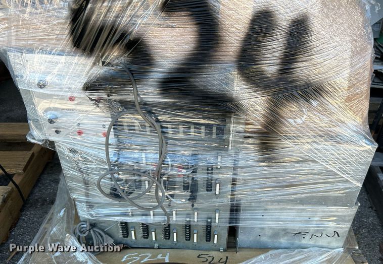 image for item OM9069 Electrical equipment