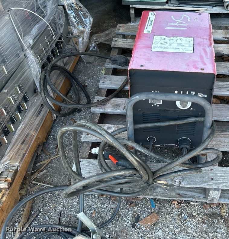 image for item OM9070 PHC-42 plasma cutter