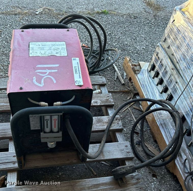 image for item OM9070 PHC-42 plasma cutter