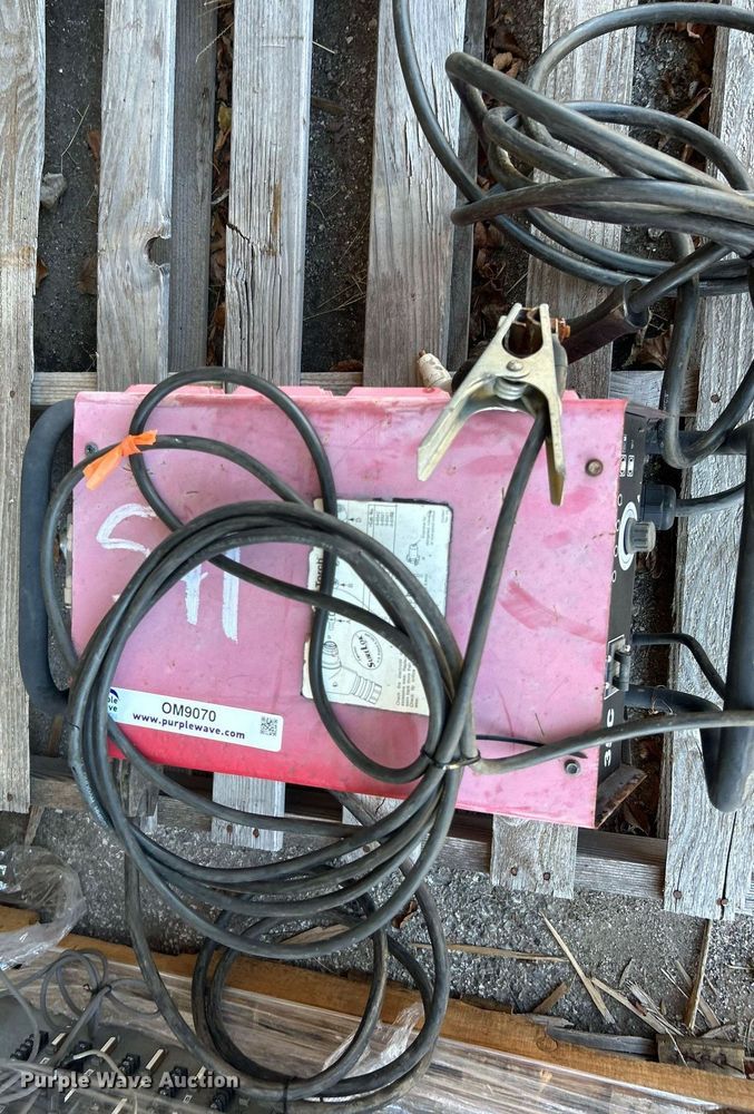 image for item OM9070 PHC-42 plasma cutter