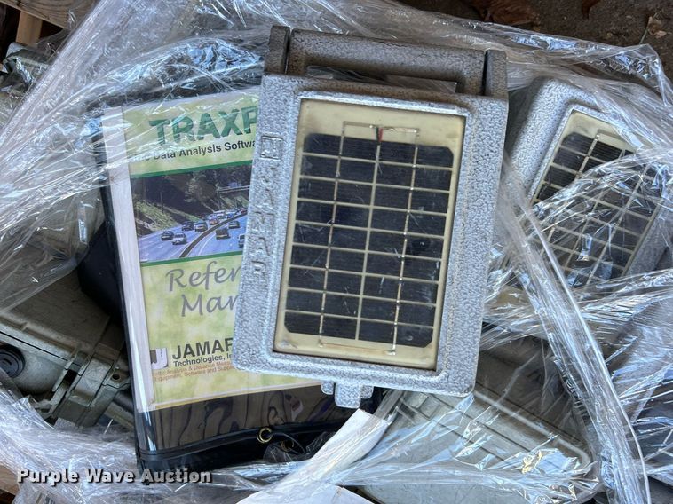 image for item OM9075 Road safety equipment