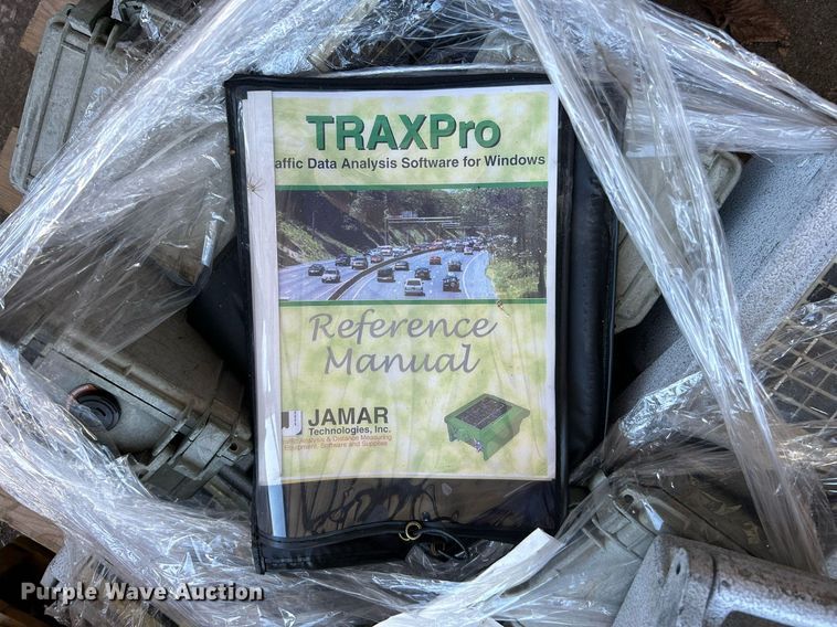 image for item OM9075 Road safety equipment