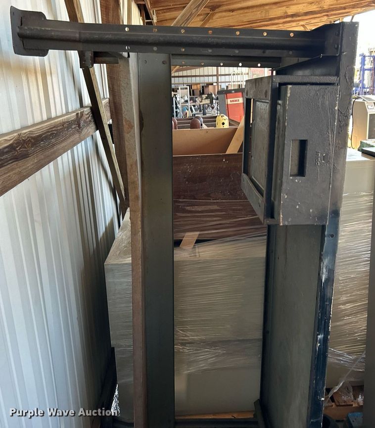 image for item OM9078 Office furniture