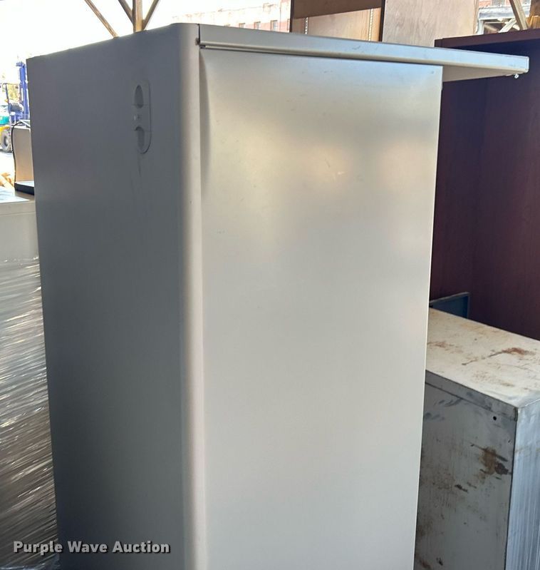 image for item OM9078 Office furniture