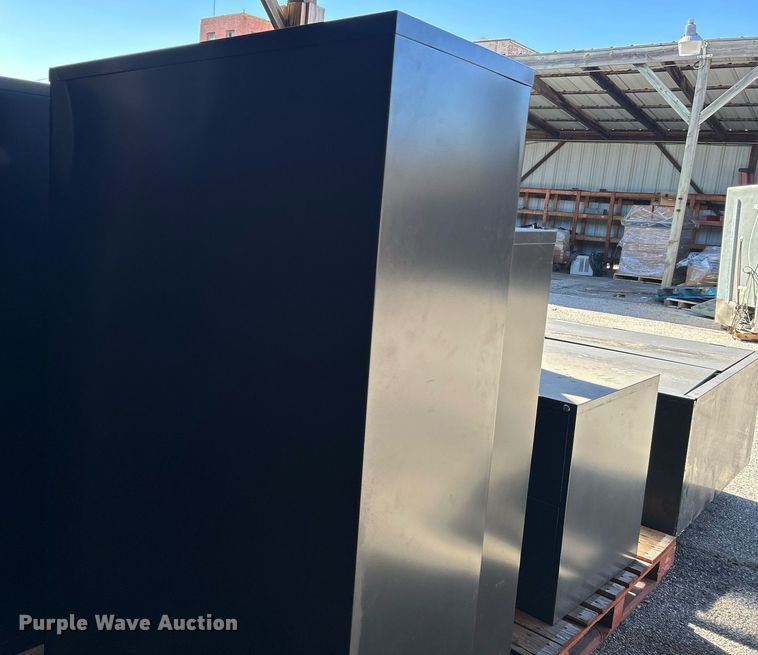 image for item OM9078 Office furniture