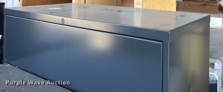 image for item OM9078 Office furniture