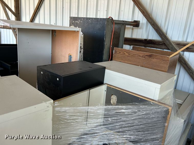 image for item OM9078 Office furniture