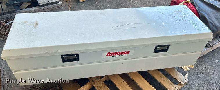 image for item OM9080 Toolbox