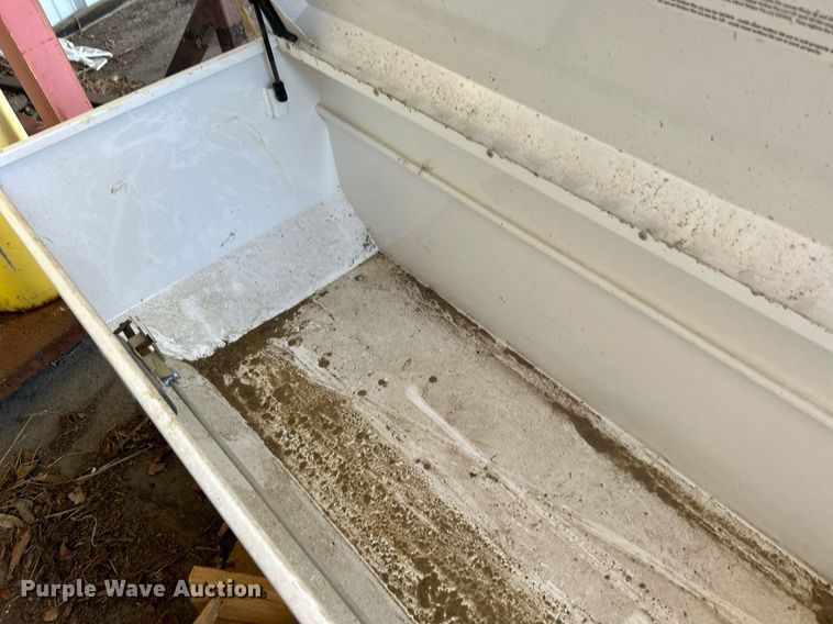 image for item OM9080 Toolbox