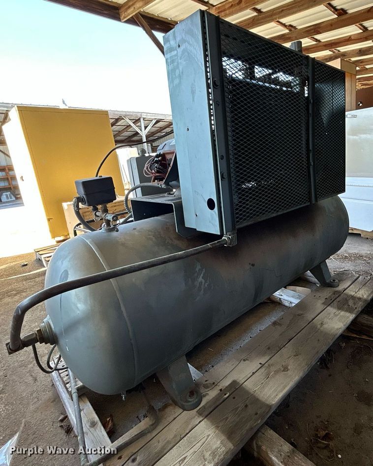 image for item OM9081 Sayler Bell  air compressor