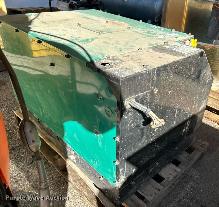 image for item OM9085 Onan 7.5DKAT-41934P  generator