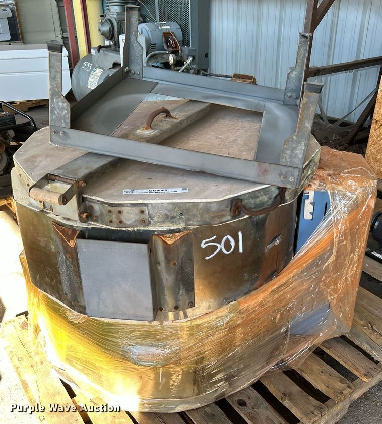 image for item OM9086 Paragon TNF273  pottery kiln