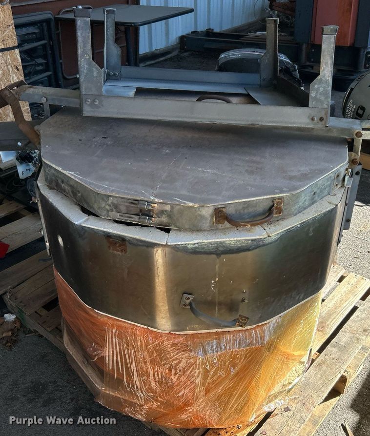 image for item OM9086 Paragon TNF273  pottery kiln