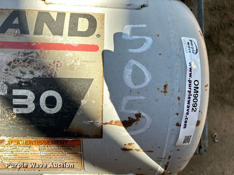 image for item OM9092 Ingersoll Rand  air compressor