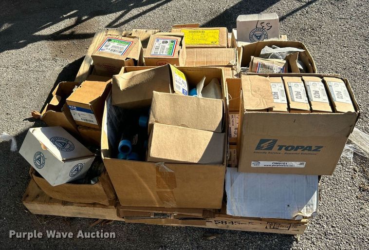 image for item OM9101 Electrical supplies