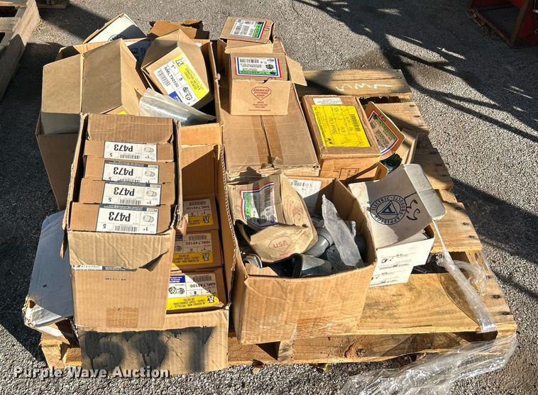 image for item OM9101 Electrical supplies