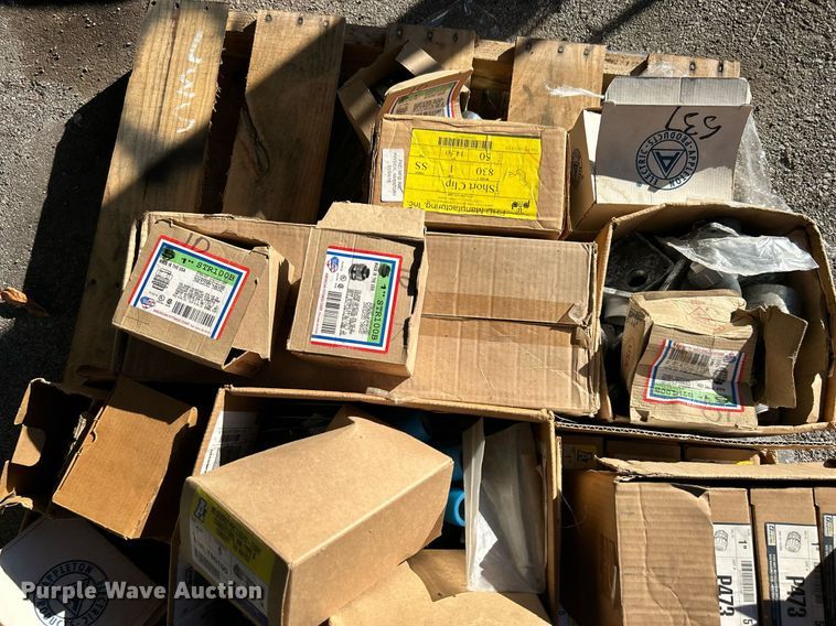 image for item OM9101 Electrical supplies