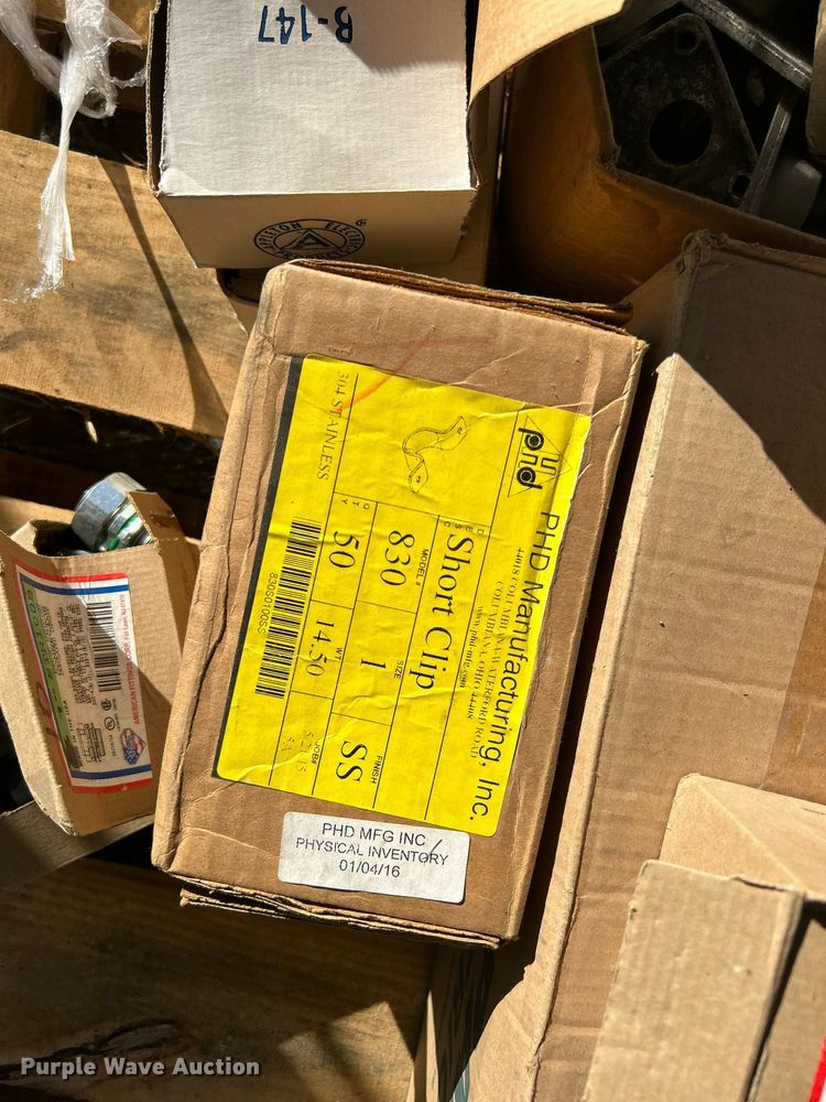 image for item OM9101 Electrical supplies