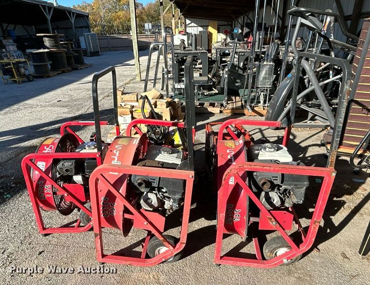 image for item OM9102 (3) Super Vac 724G4-H fans and Tempest Power Blower