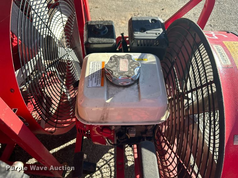 image for item OM9102 (3) Super Vac 724G4-H fans and Tempest Power Blower