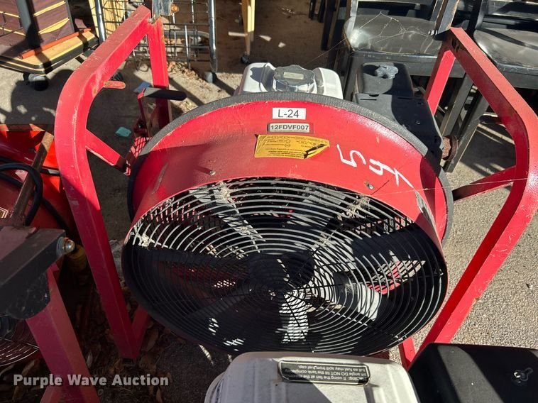 image for item OM9102 (3) Super Vac 724G4-H fans and Tempest Power Blower