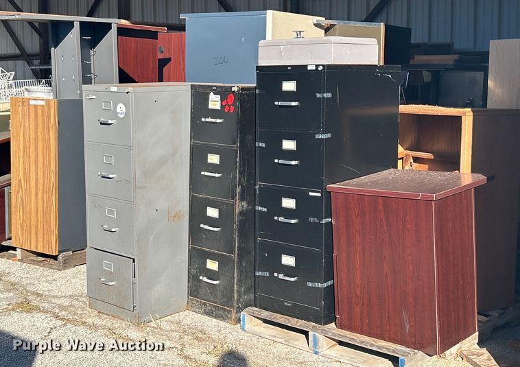 image for item OM9105 Office furniture