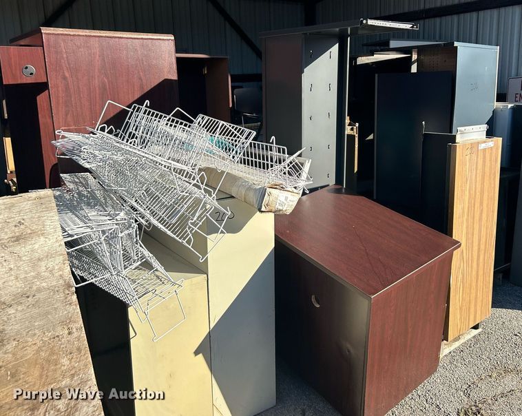 image for item OM9105 Office furniture