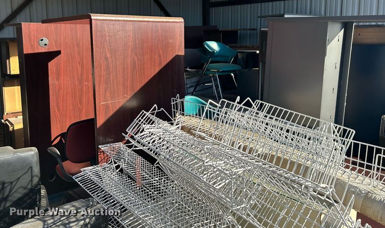 image for item OM9105 Office furniture