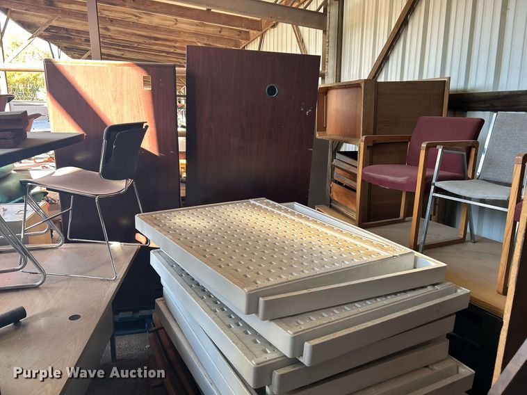 image for item OM9105 Office furniture