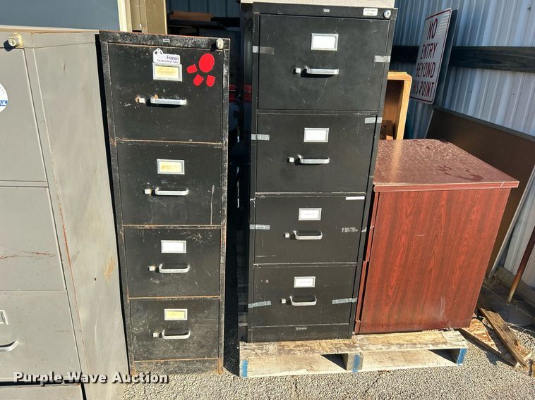 image for item OM9105 Office furniture