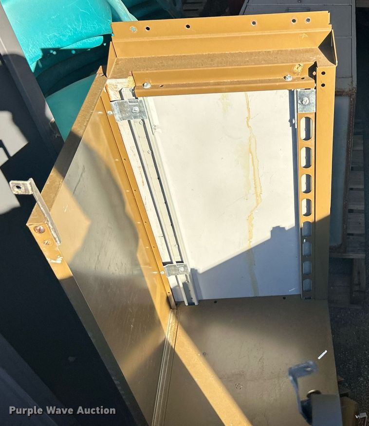 image for item OM9105 Office furniture