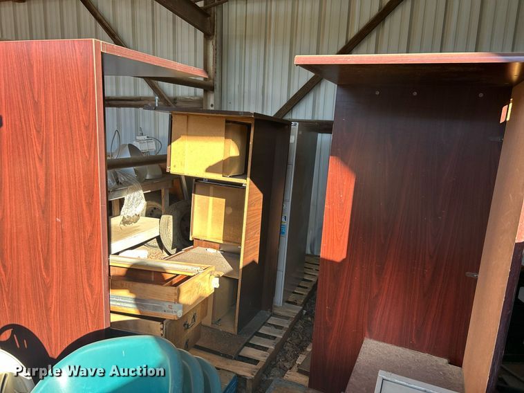 image for item OM9105 Office furniture