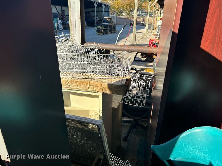 image for item OM9105 Office furniture