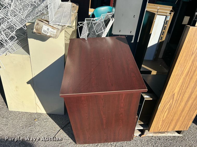 image for item OM9105 Office furniture