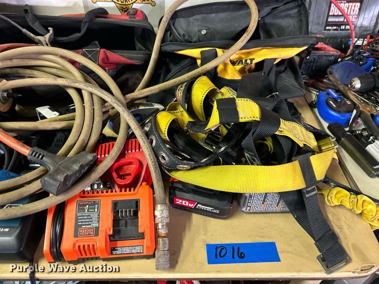 image for item OM9110 Tools