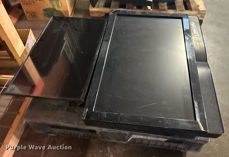 image for item OM9114 (2) TVs