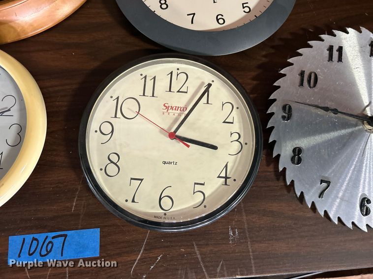 image for item OM9115 Wall clocks