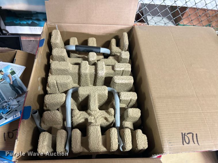 image for item OM9117 Paint supplies