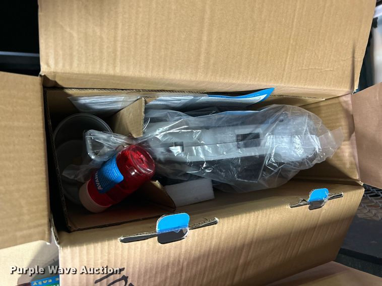 image for item OM9117 Paint supplies