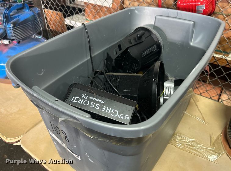 image for item OM9121 Lights