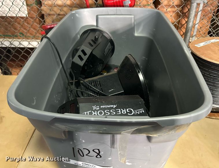 image for item OM9121 Lights