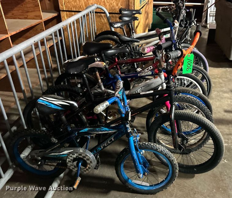 image for item OM9127 Approximately (9) bikes