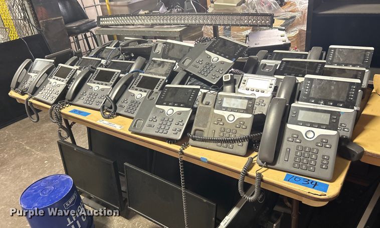 image for item OM9129 Phones