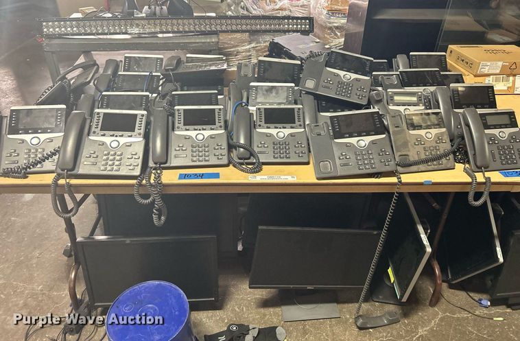 image for item OM9129 Phones