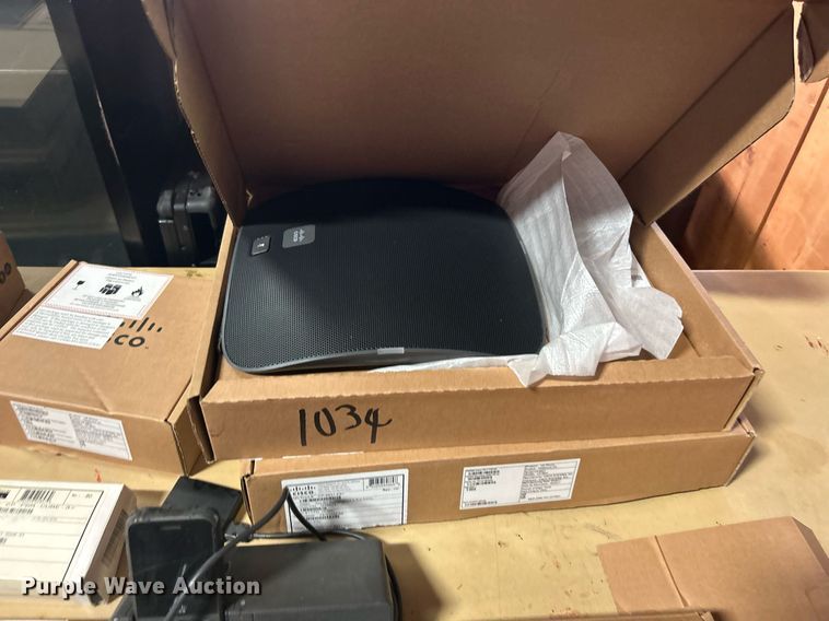 image for item OM9129 Phones