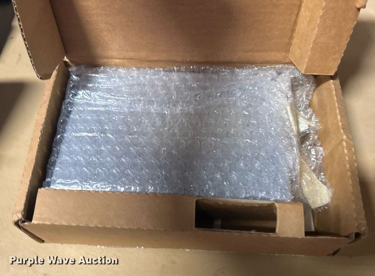 image for item OM9129 Phones